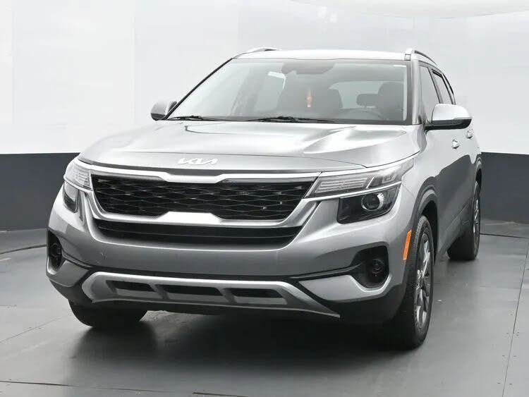 2023 Kia Seltos S FWD