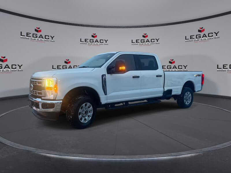 2024 Ford F-350 Super Duty XLT Crew Cab 4WD
