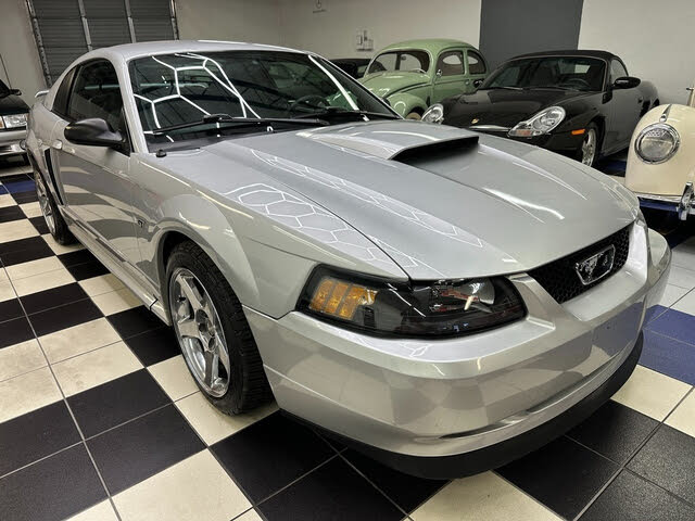 2002 Ford Mustang GT Deluxe