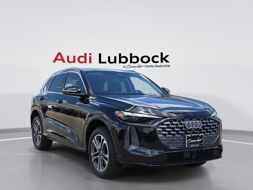 2025 Audi Q5 quattro Premium 40 TFSI