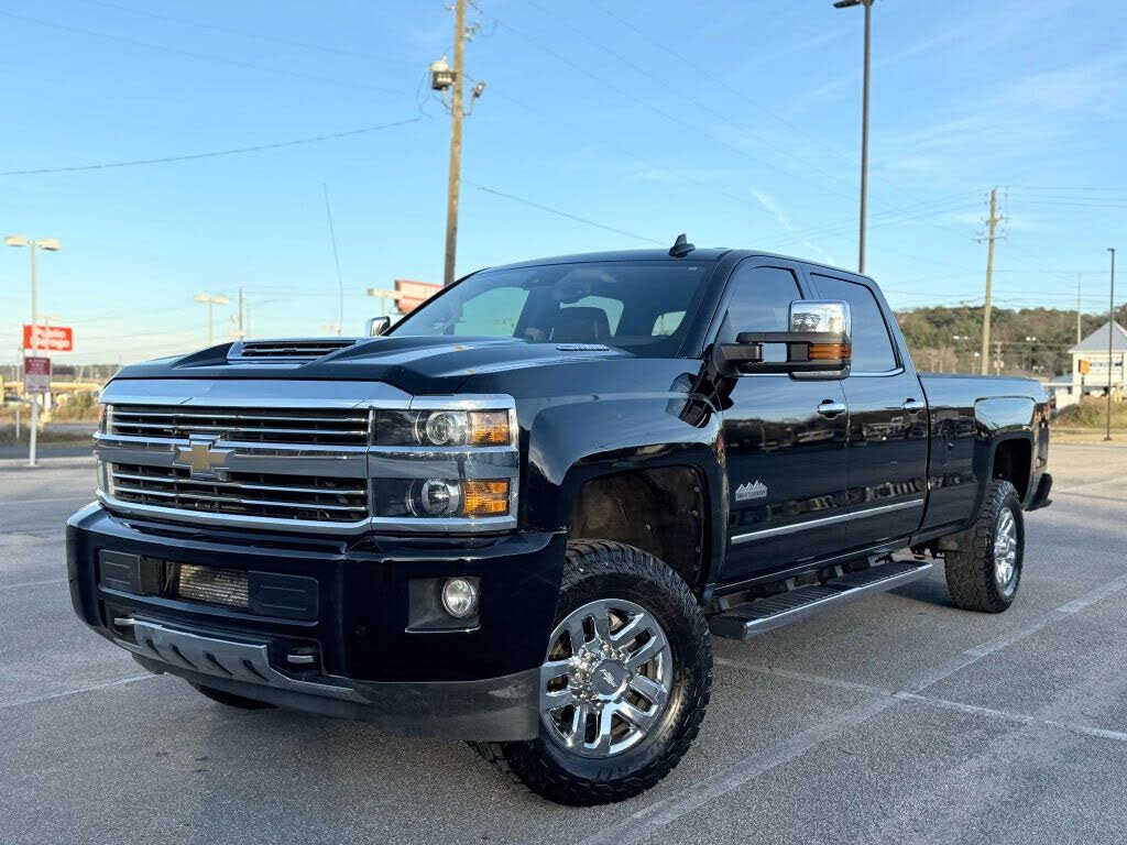 2017 Chevrolet Silverado 3500HD High Country Crew Cab LB 4WD