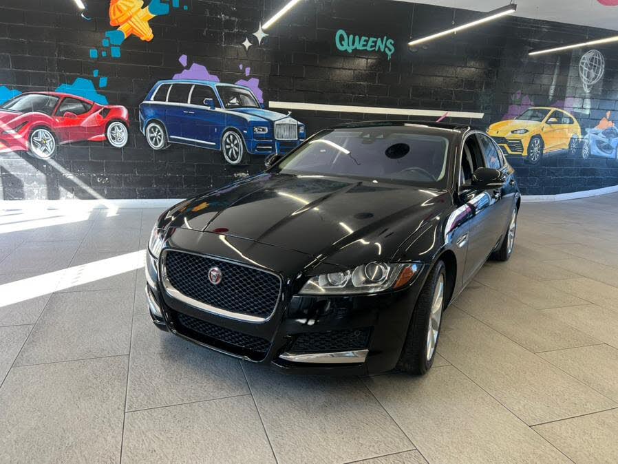 2020 Jaguar XF 25t Premium RWD