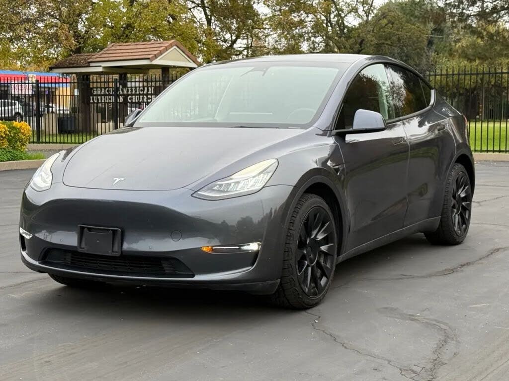 2022 Tesla Model Y Long Range AWD