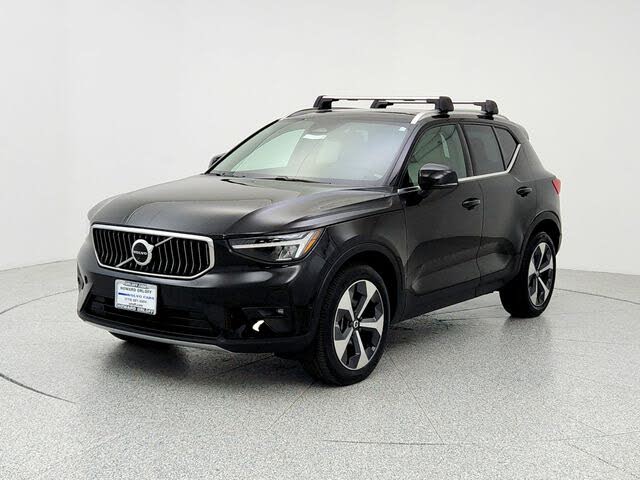 2023 Volvo XC40 B5 Ultimate Bright Theme AWD