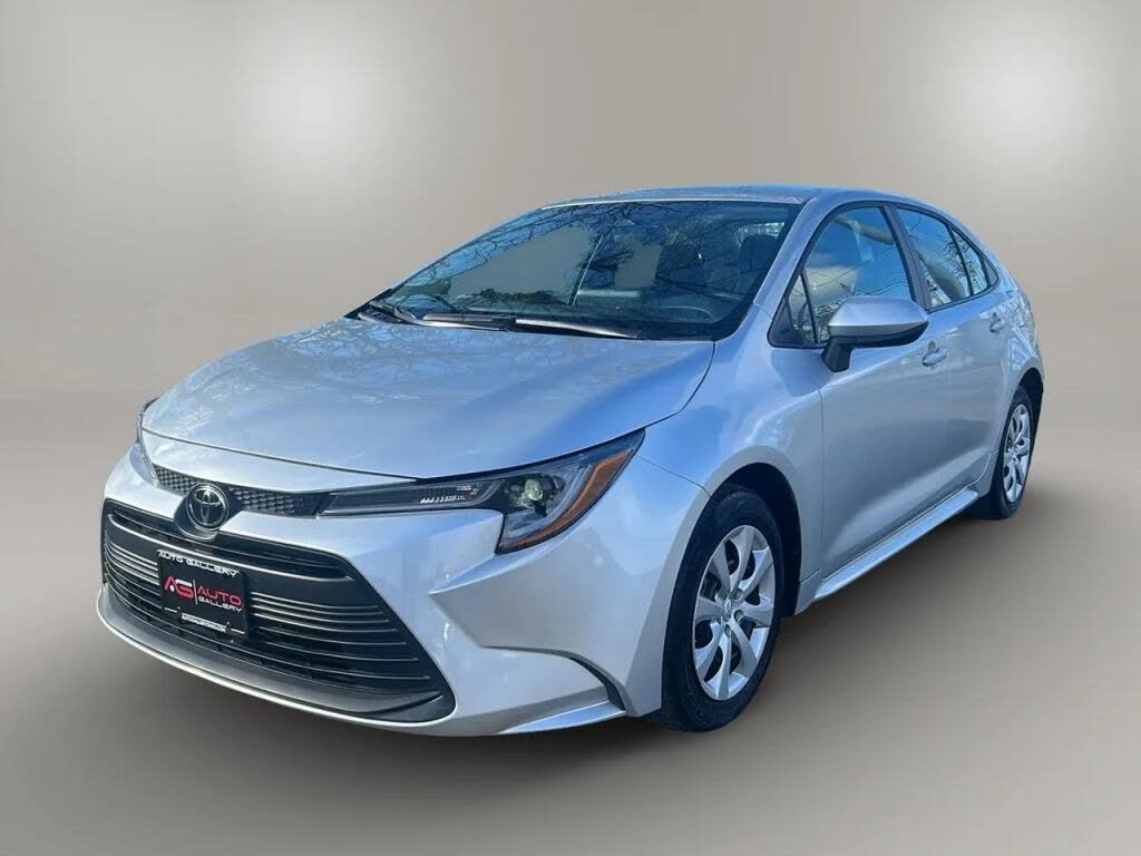 2024 Toyota Corolla LE FWD