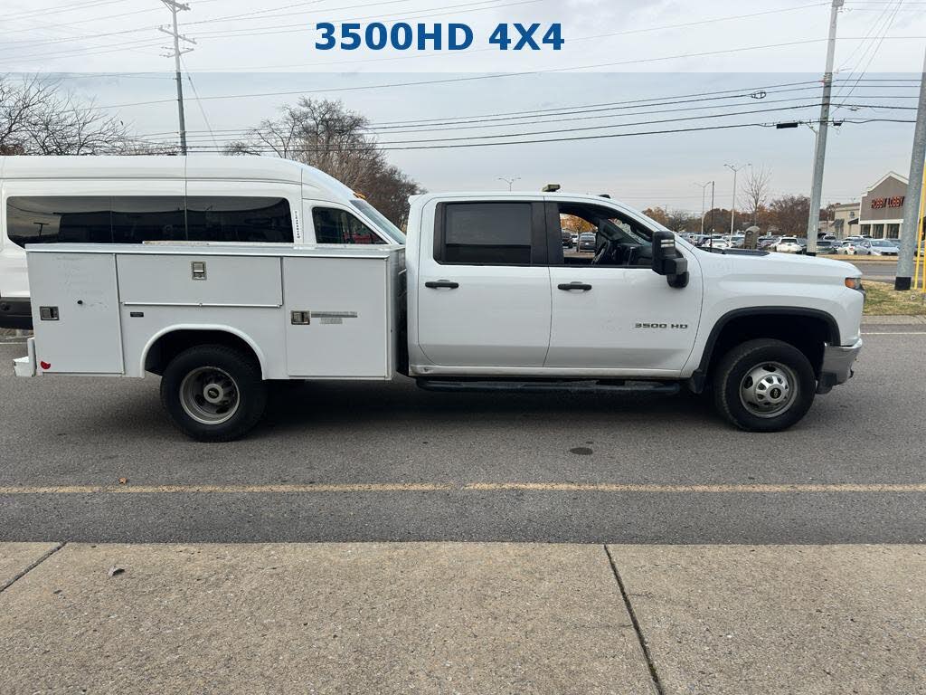 2022 Chevrolet Silverado 3500HD Chassis Work Truck Crew Cab 4WD