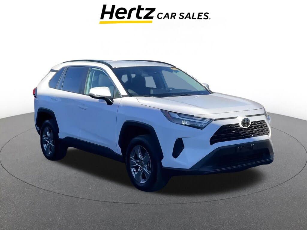 2025 Toyota RAV4 XLE FWD