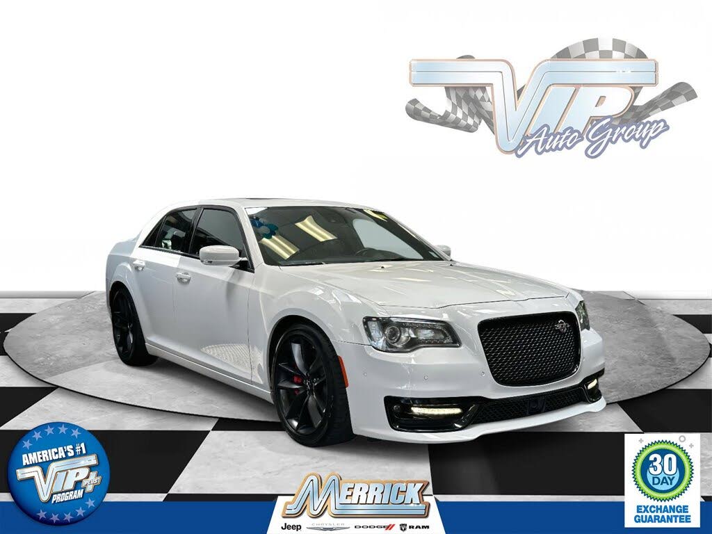 2023 Chrysler 300 C RWD