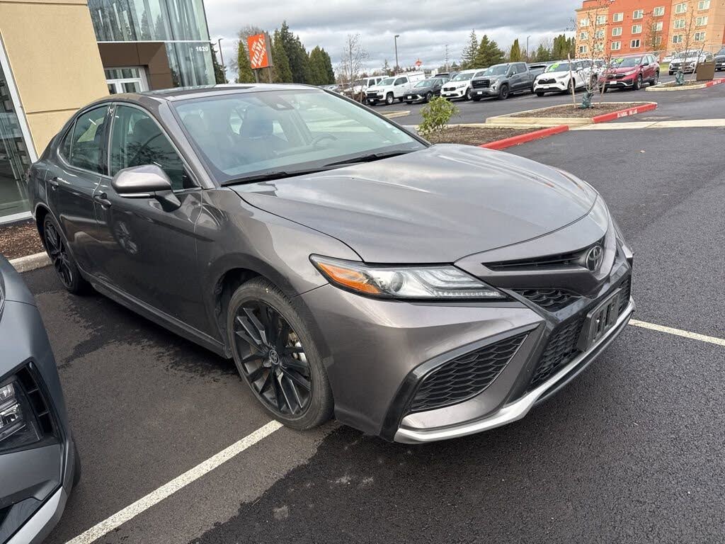 2024 Toyota Camry XSE FWD