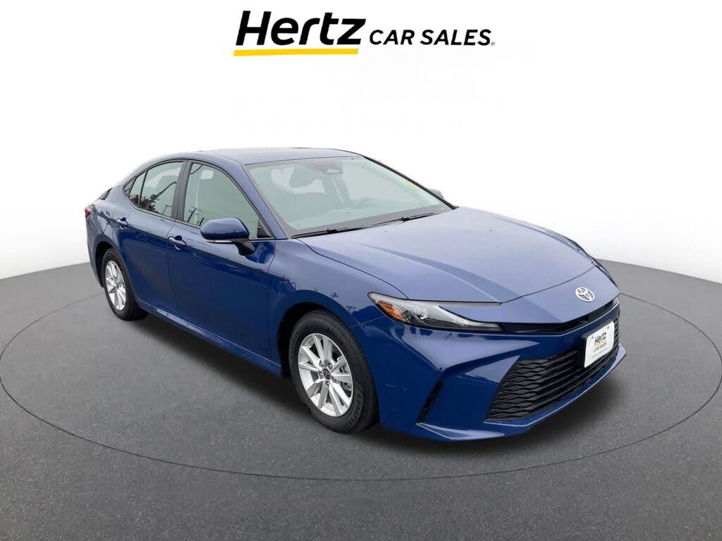 2025 Toyota Camry LE FWD