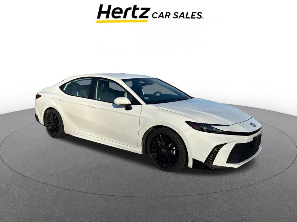 2025 Toyota Camry SE FWD