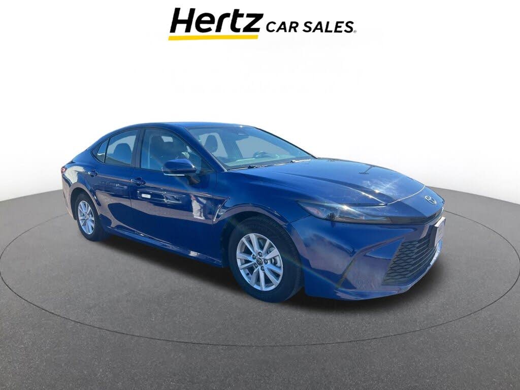 2025 Toyota Camry LE FWD