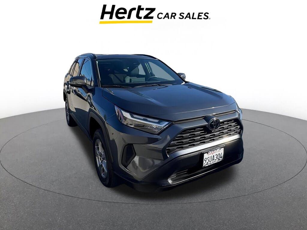 2025 Toyota RAV4 XLE AWD