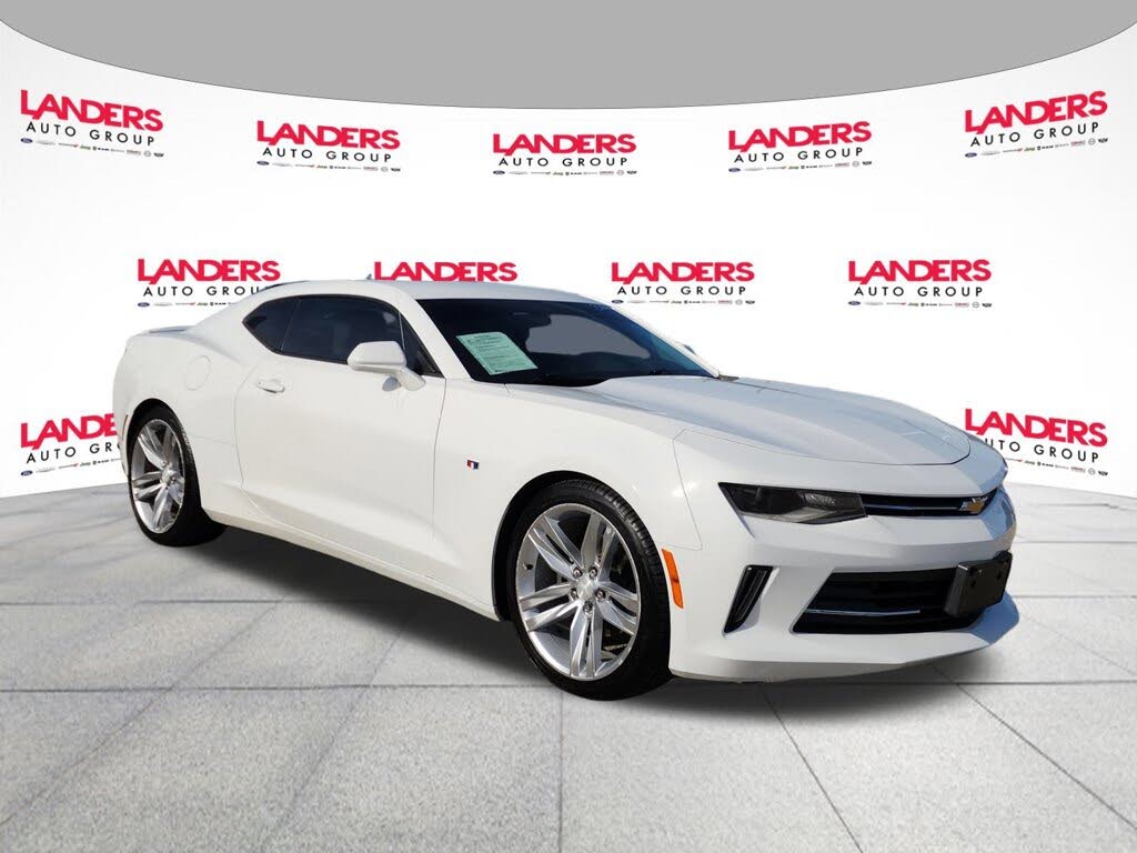 2017 Chevrolet Camaro 1LT Coupe RWD