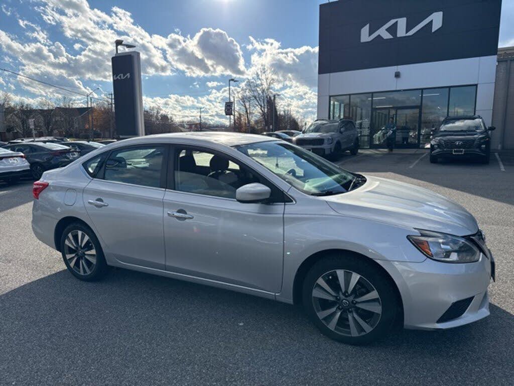 2019 Nissan Sentra SV FWD