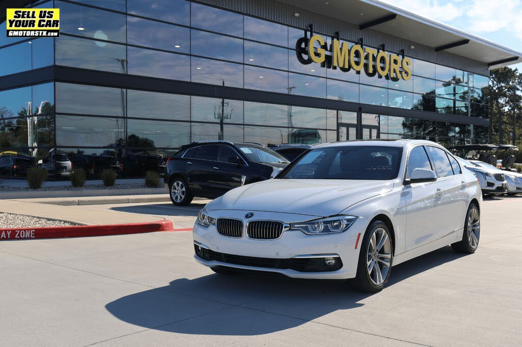 2017 BMW 3 Series 330i Sedan RWD