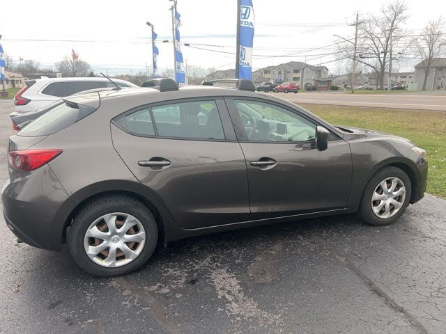 2015 Mazda MAZDA3 i Sport Hatchback