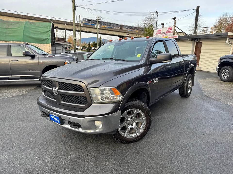 2016 RAM 1500 SLT Crew Cab 4WD