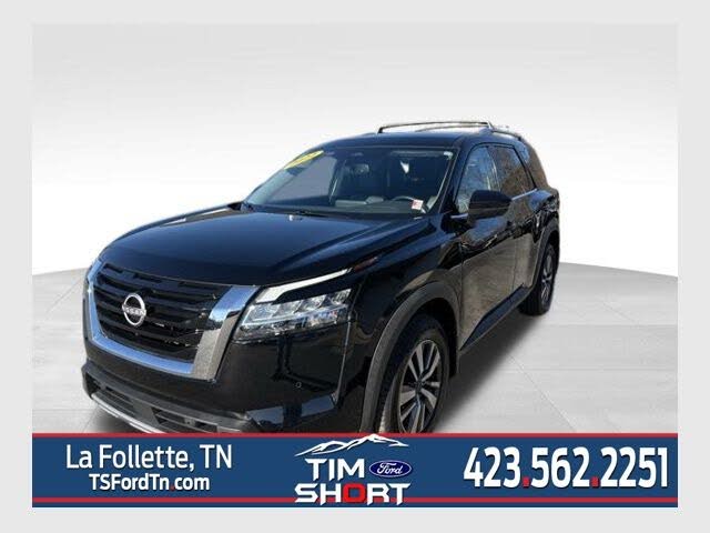 2022 Nissan Pathfinder SL 4WD