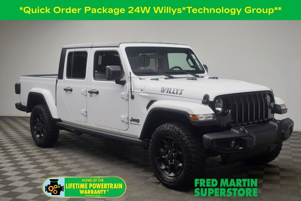 2023 Jeep Gladiator Willys Crew Cab 4WD