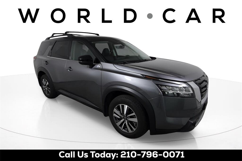 2024 Nissan Pathfinder SL FWD