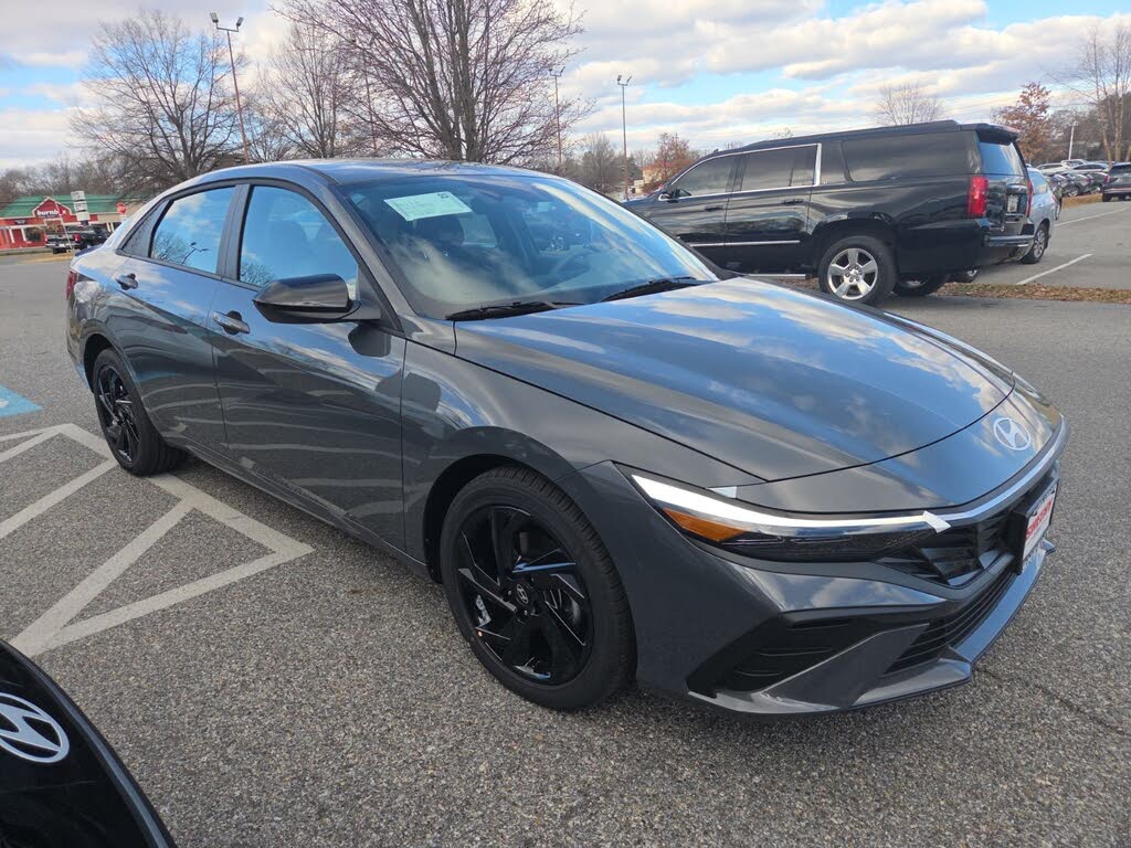 2026 Hyundai Elantra SEL Sport FWD