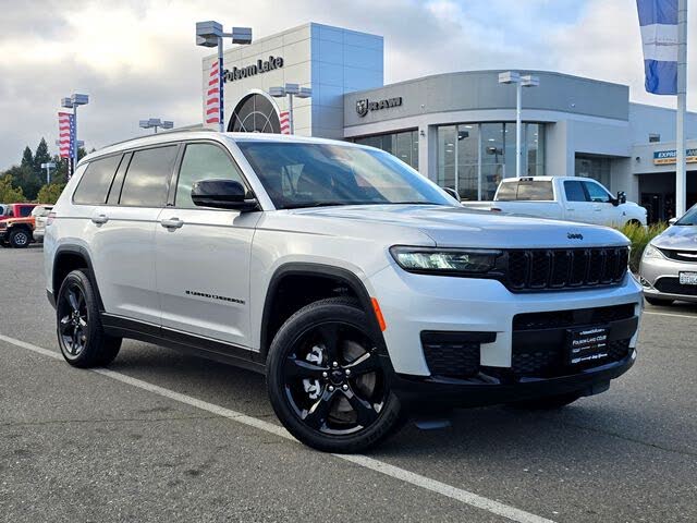 2023 Jeep Grand Cherokee L Altitude 4WD
