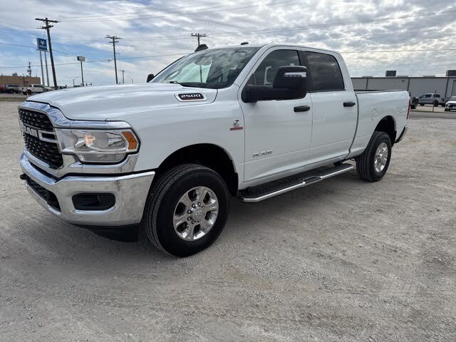 2024 RAM 2500 Big Horn Crew Cab 4WD