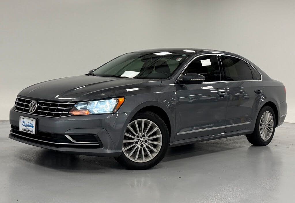 2016 Volkswagen Passat 1.8T SE