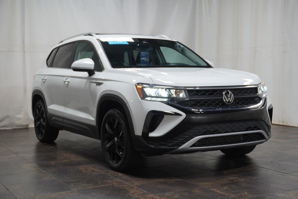 2022 Volkswagen Taos SE 4Motion