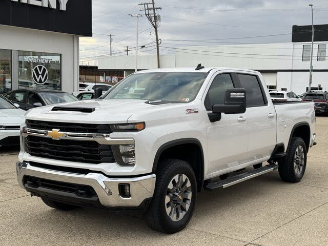 2024 Chevrolet Silverado 2500HD LT Crew Cab 4WD