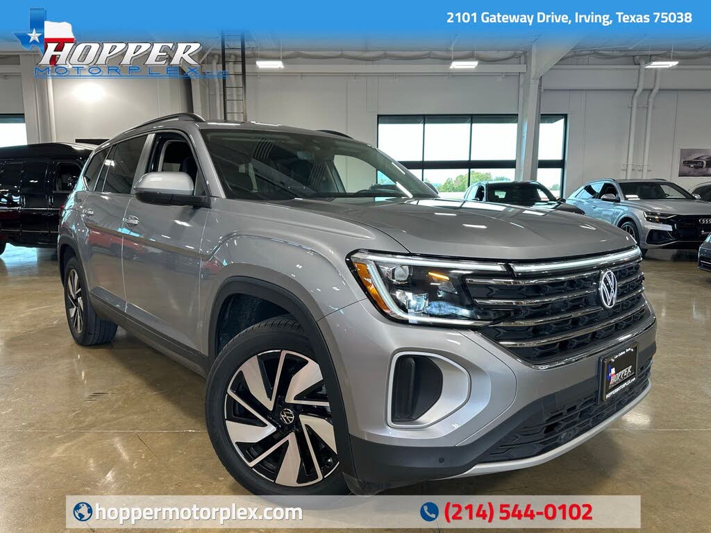 2024 Volkswagen Atlas SE FWD with Technology