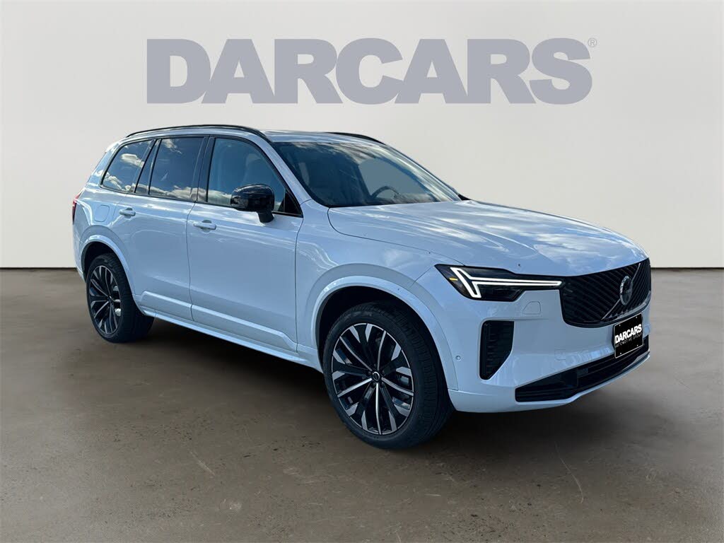 2026 Volvo XC90 B6 Ultra Dark 6-Passenger AWD