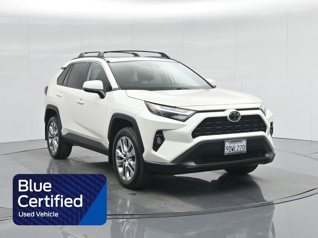 2022 Toyota RAV4 XLE Premium FWD