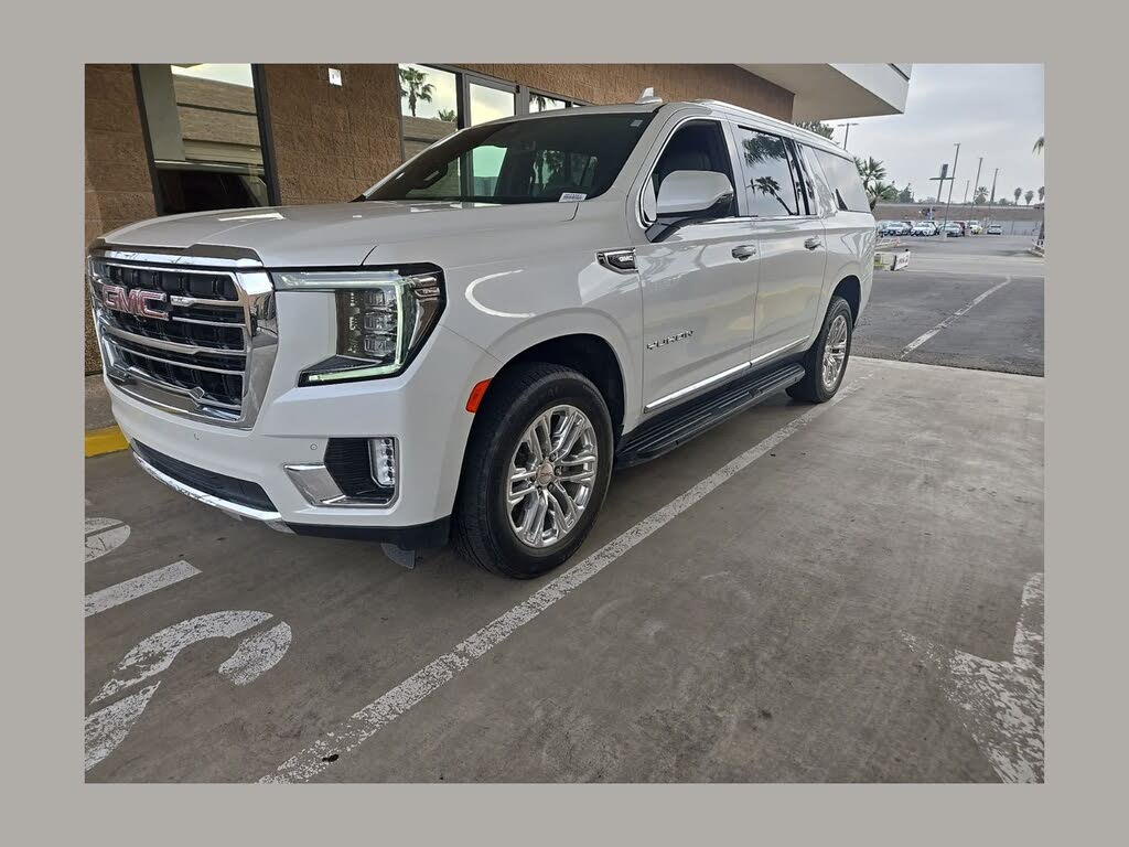 2023 GMC Yukon XL SLT 4WD
