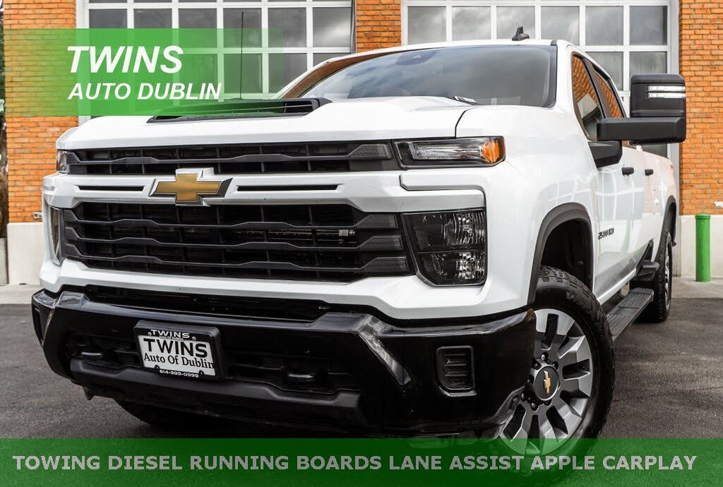 2024 Chevrolet Silverado 2500HD Custom Crew Cab 4WD