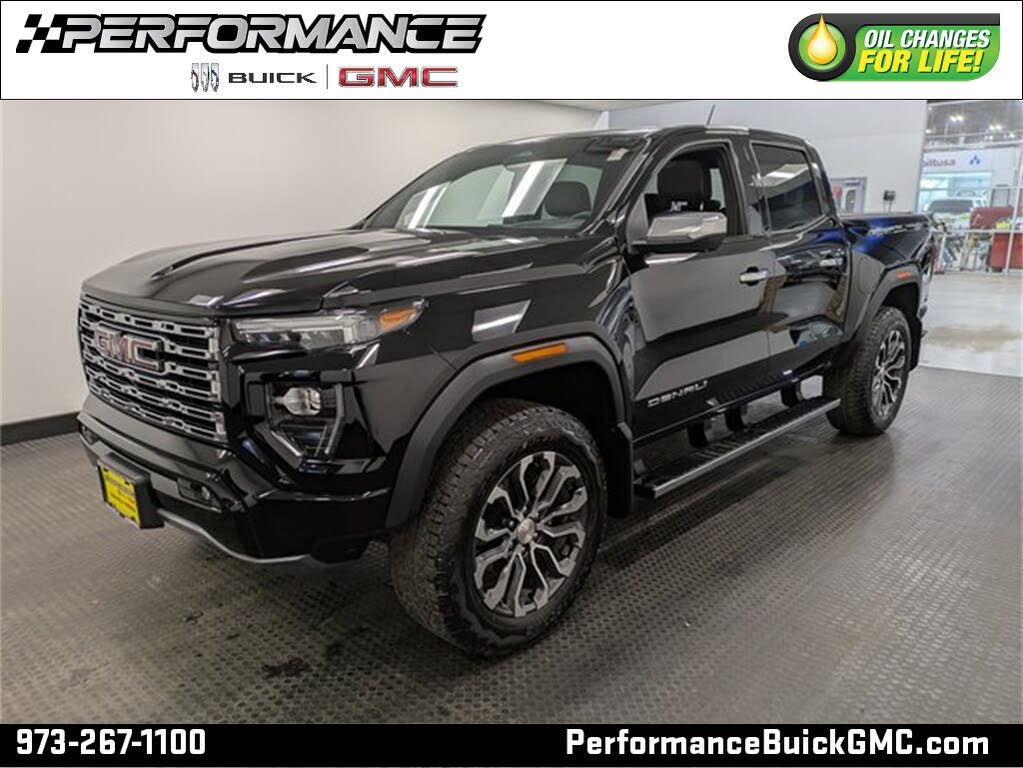 2024 GMC Canyon Denali Crew Cab 4WD
