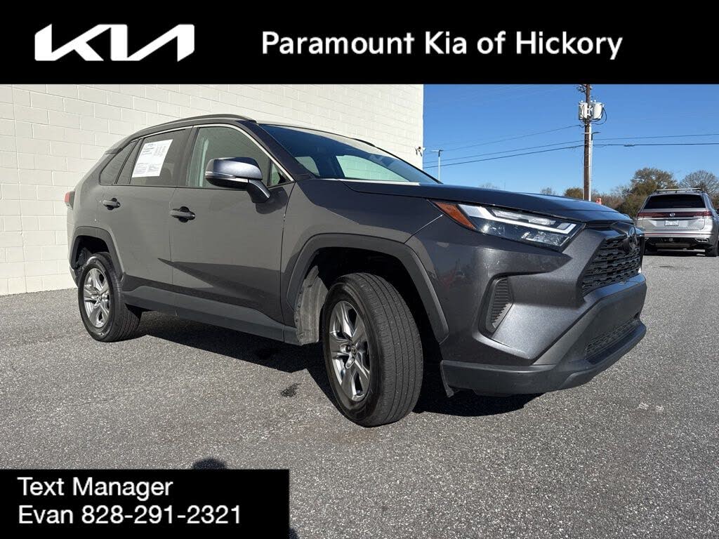 2024 Toyota RAV4 XLE FWD