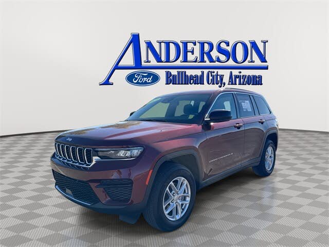 2025 Jeep Grand Cherokee Laredo 4WD