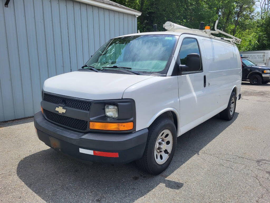 2013 Chevrolet Express Cargo 1500 RWD