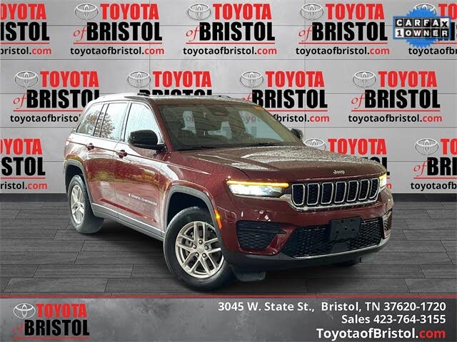 2023 Jeep Grand Cherokee Laredo 4WD