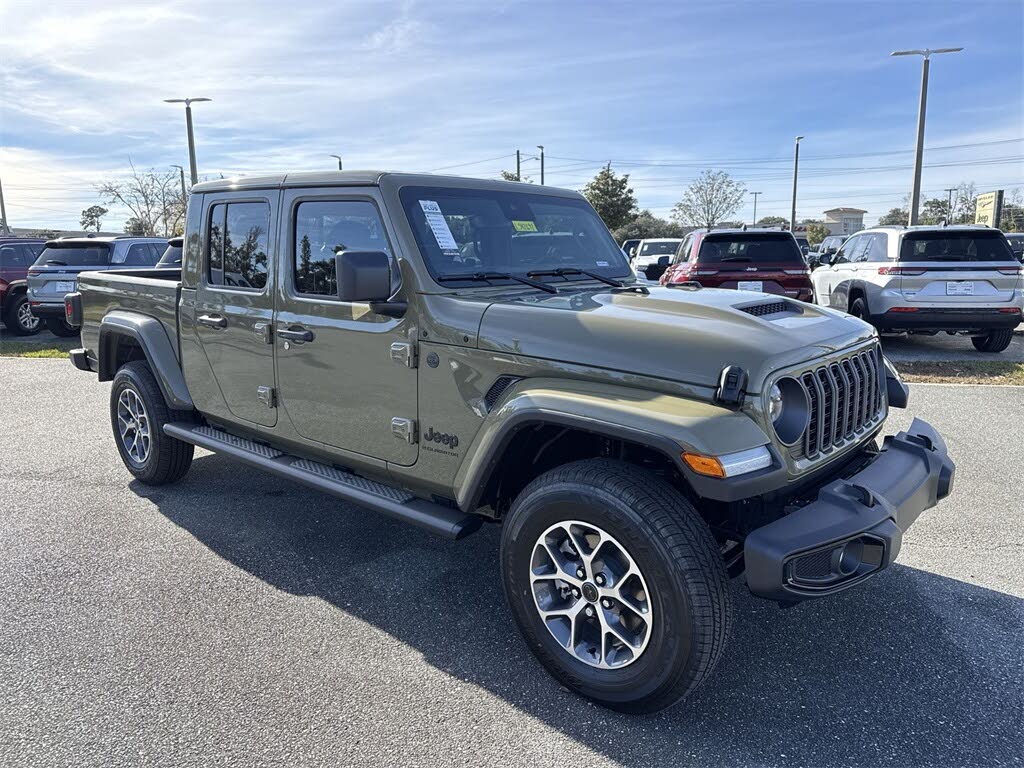 2025 Jeep Gladiator Sport S Crew Cab 4WD