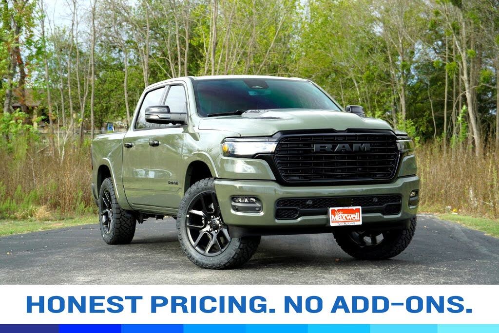 2026 RAM 1500 Laramie Crew Cab 4WD
