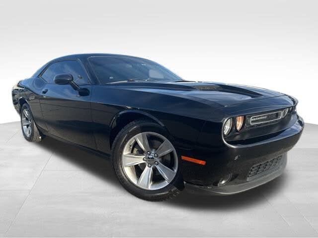 2020 Dodge Challenger SXT RWD