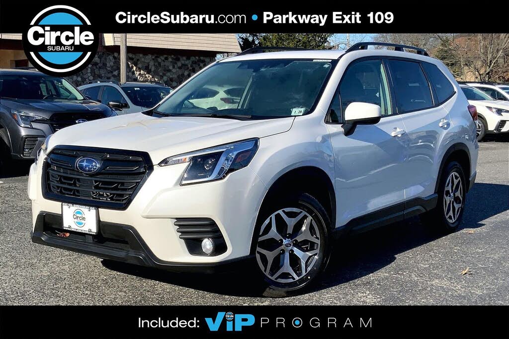 2023 Subaru Forester Premium Crossover AWD