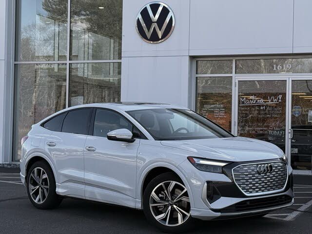 2025 Audi Q4 e-tron Sportback quattro Premium Plus 55