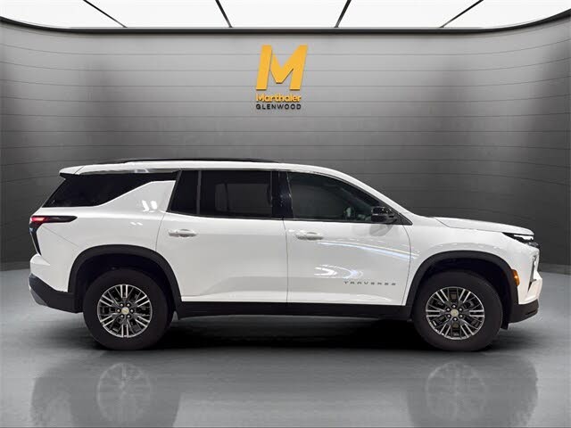 2025 Chevrolet Traverse LT AWD