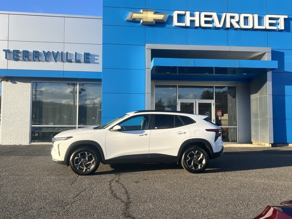 2025 Chevrolet Trax LT FWD