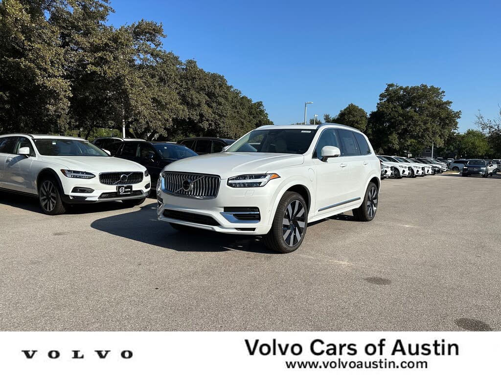 2025 Volvo XC90 Recharge T8 Plus Bright Theme 7-Passenger eAWD
