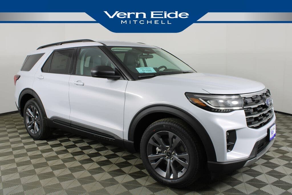 2026 Ford Explorer Active AWD